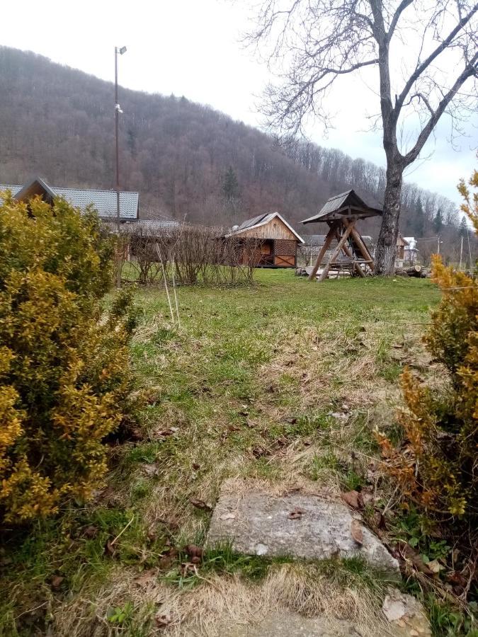 Садиба Федорчуків За Рікою1 Sheshory Exterior photo