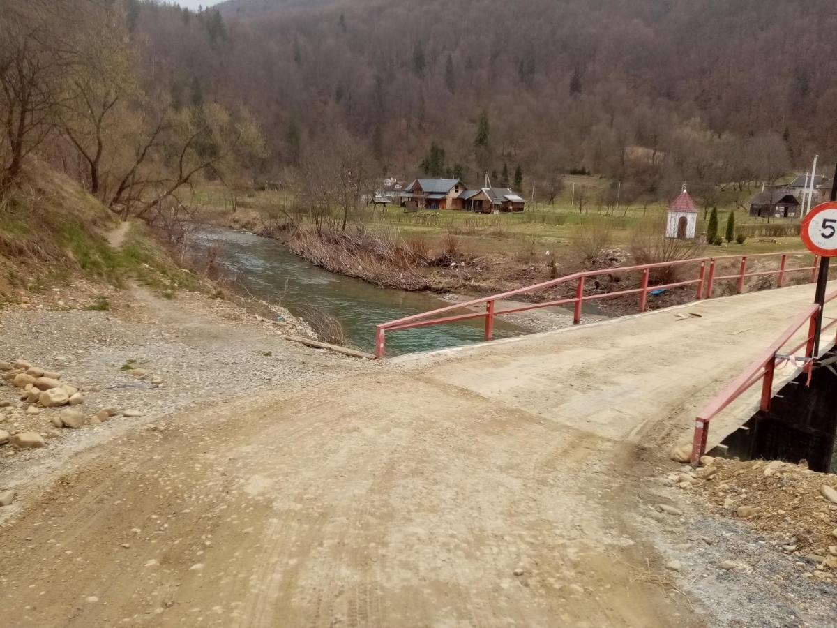 Садиба Федорчуків За Рікою1 Sheshory Exterior photo